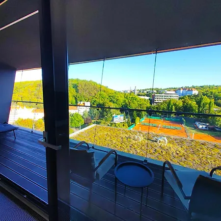 Free Parking Modern Smichov With Large Balcony Appartamento *